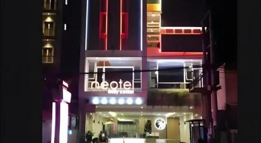 네오텔 호텔 시티 센터 Tanjung Redep 외부 사진